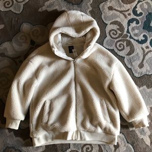 Woman’s Gap Sherpa jacket xxl